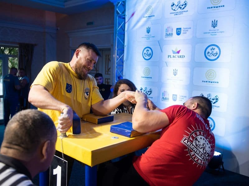 Чемпіонат України, день 1