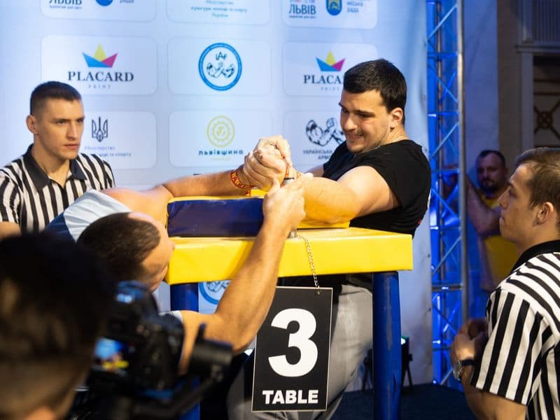 Чемпіонат України, день 1