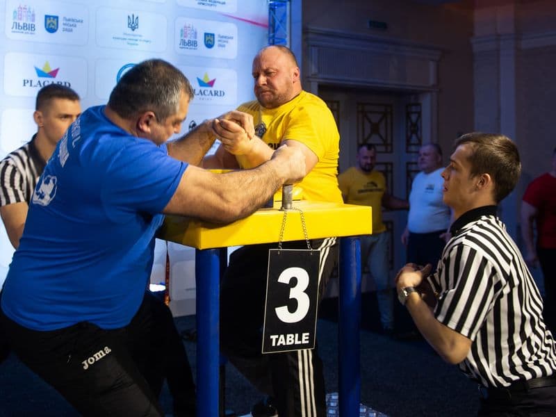 Чемпіонат України, день 1