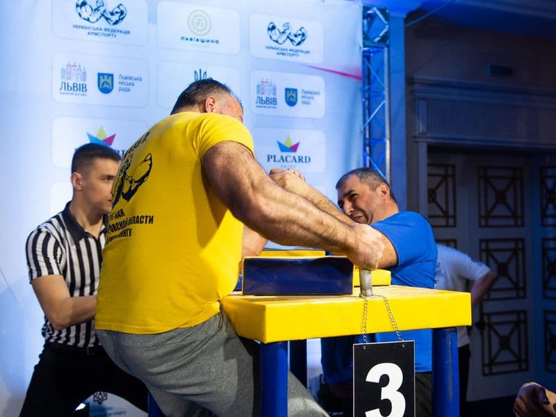 Чемпіонат України, день 1