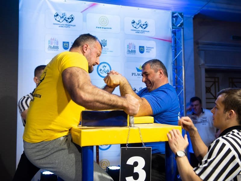 Чемпіонат України, день 1