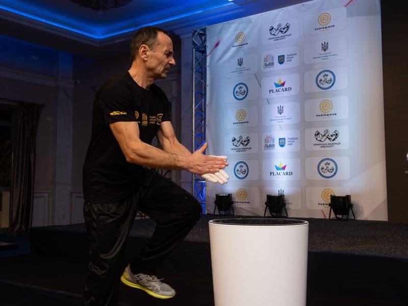 Чемпіонат України, день 1