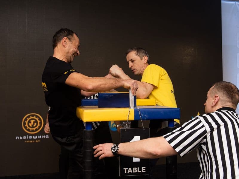 Чемпіонат України, день 1