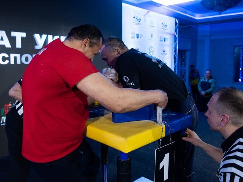Чемпіонат України, день 1