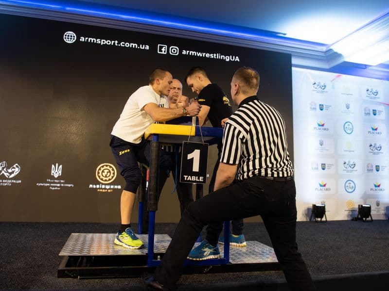 Чемпіонат України, день 1