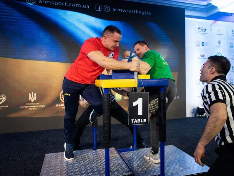 Чемпіонат України, день 1