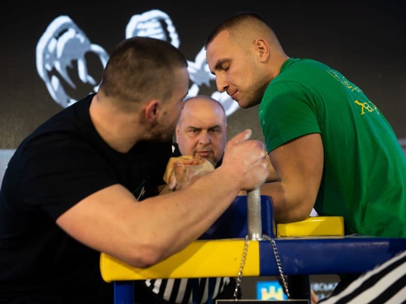 Чемпіонат України, день 1