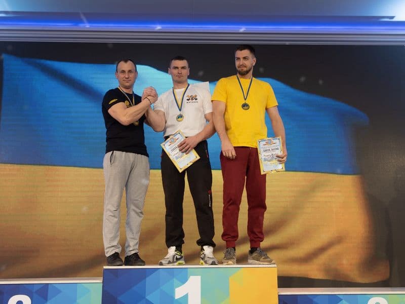 Чемпіонат України, день 1