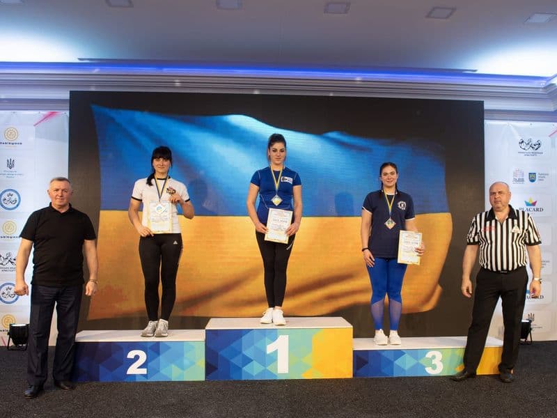 Чемпіонат України, день 1