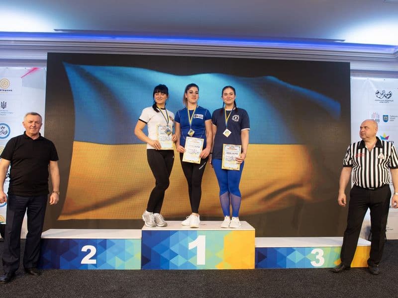 Чемпіонат України, день 1