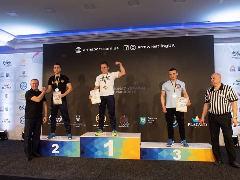 Чемпіонат України, день 1