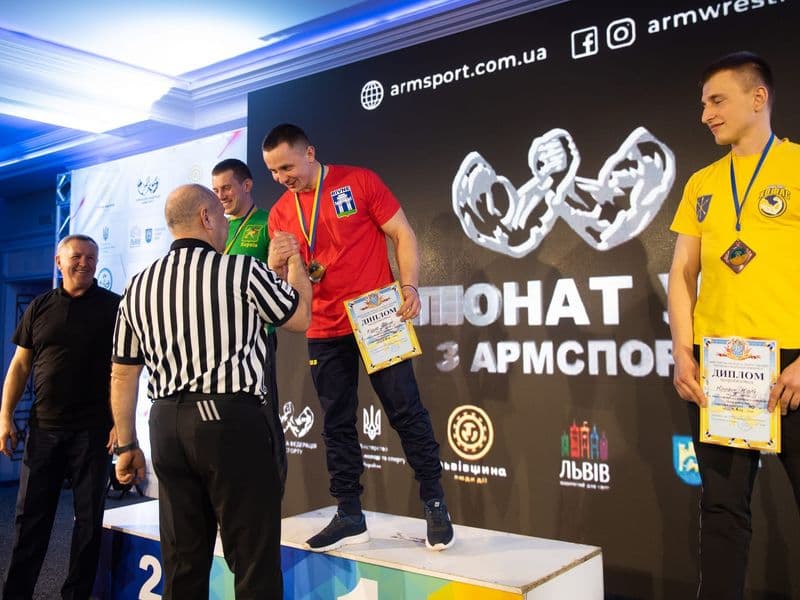 Чемпіонат України, день 1