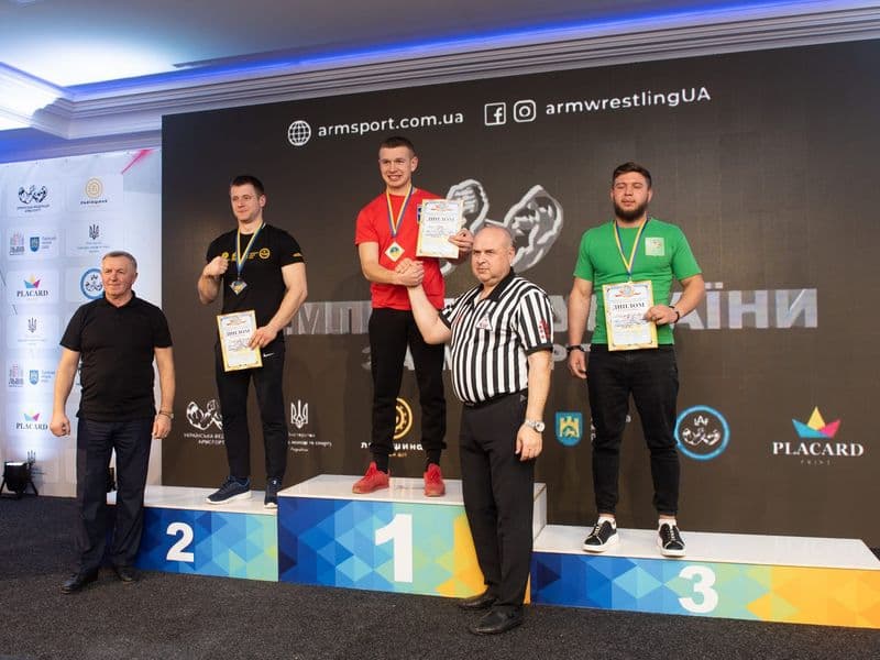 Чемпіонат України, день 1