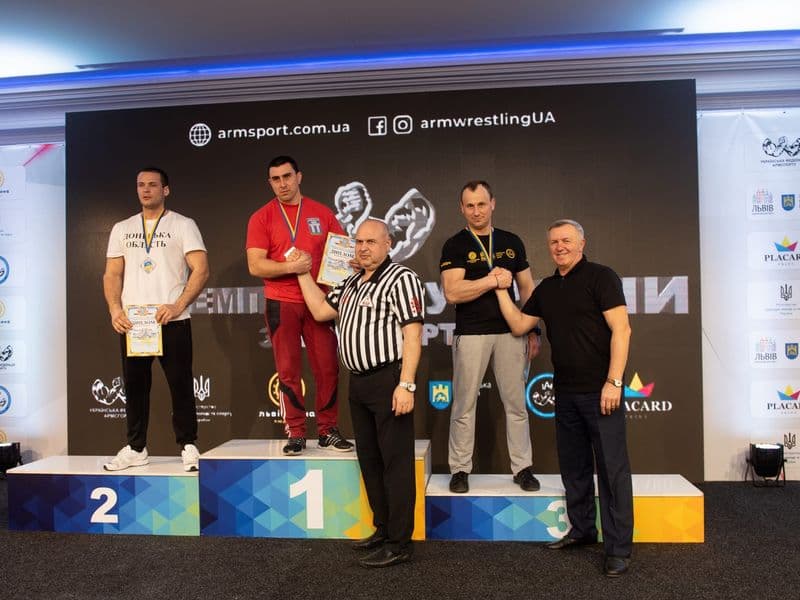 Чемпіонат України, день 1