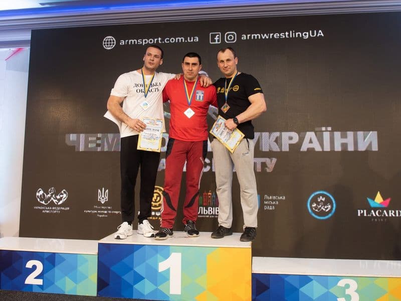 Чемпіонат України, день 1