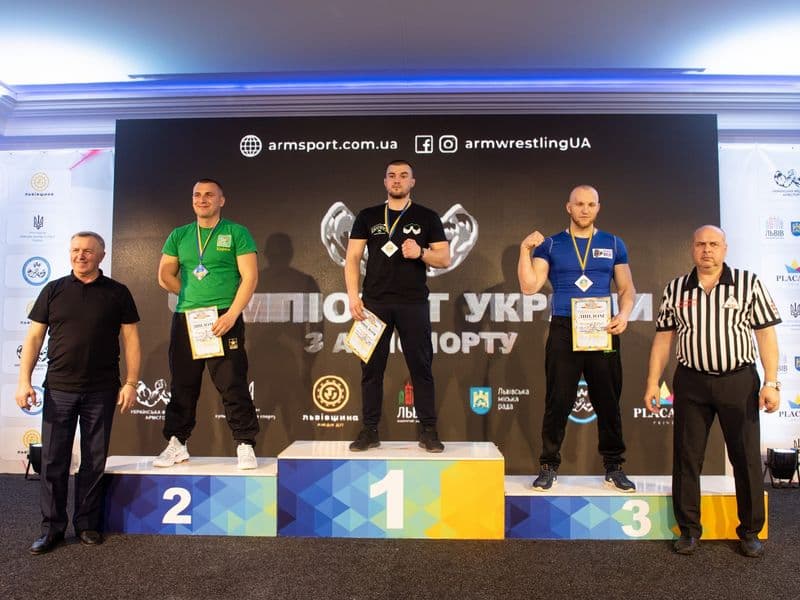 Чемпіонат України, день 1